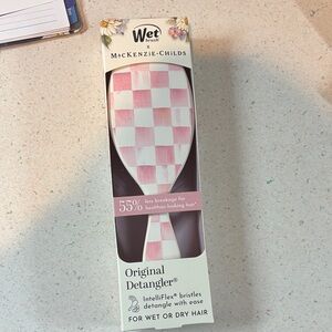 MacKenzie-Childs target Pink and white Checkered Hair Brush